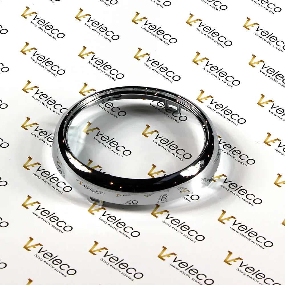 Chrome cover of front lamp Veleco Gravis
