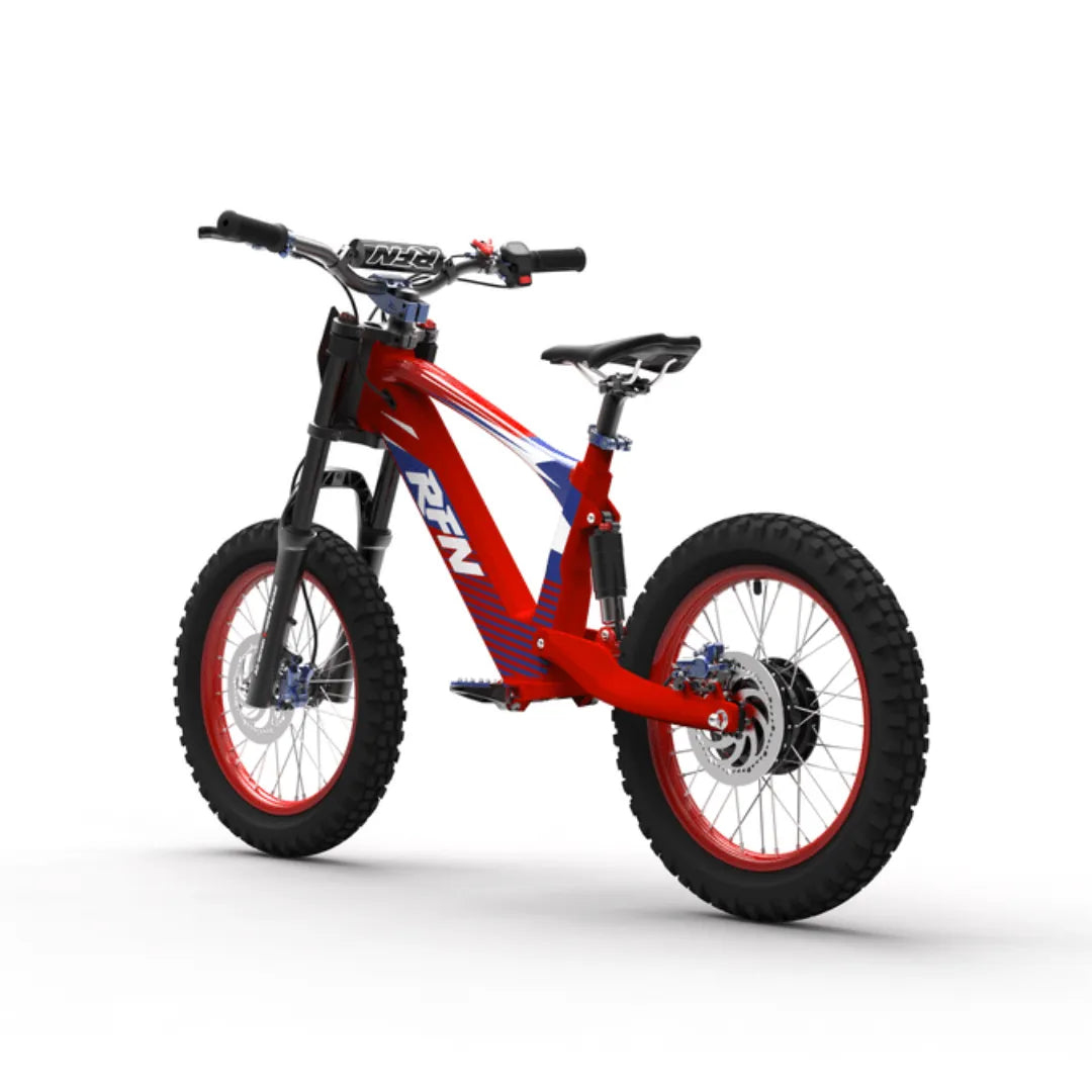 Electric Bike Apollo Evo Racing 18, vibrant red and blue design, durable frame, off-road tires, advanced suspension.