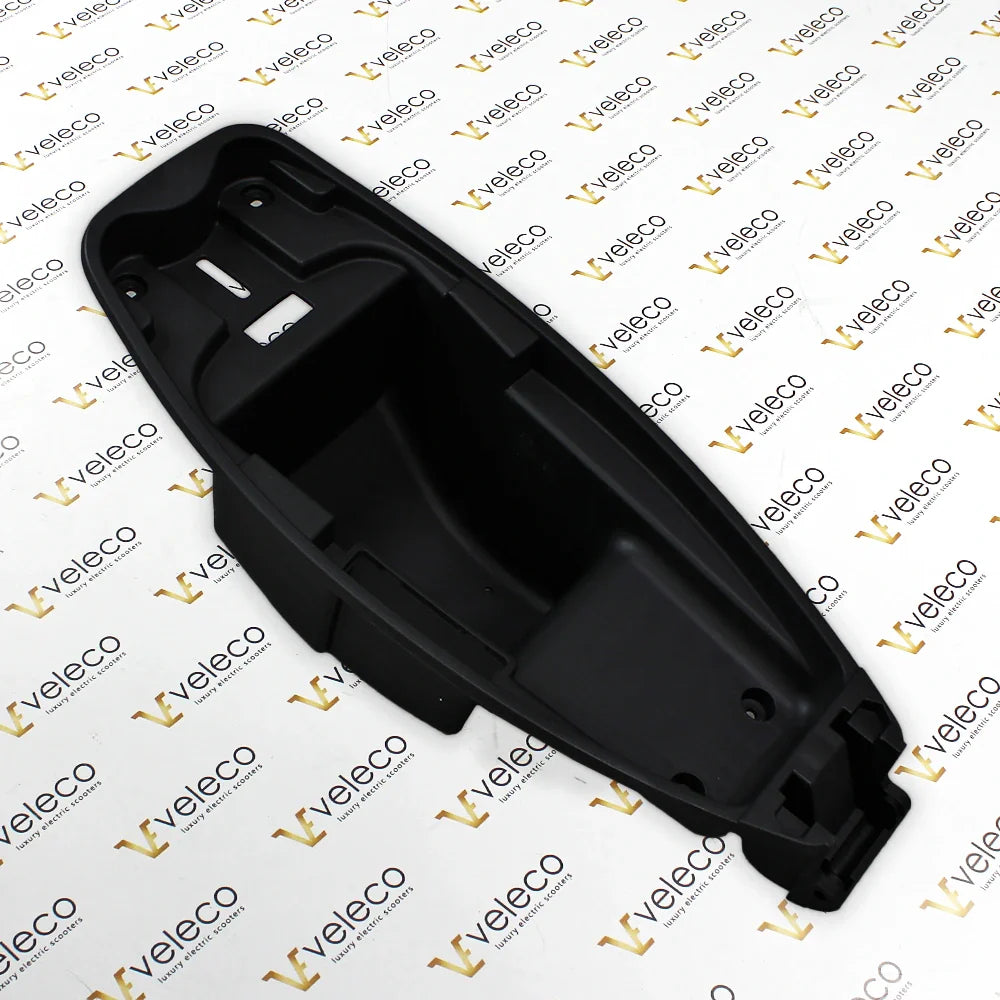 Trunk under the Veleco Sagitta seat