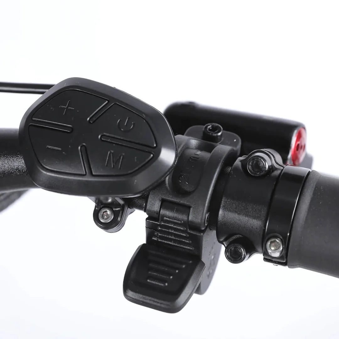 Electric Scooter Teverun Fighter Supreme 7260r features a sleek throttle control with buttons for speed and mode adjustment.