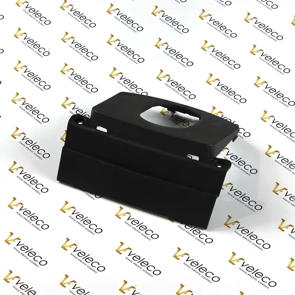 Prevleka pod krmilom Veleco Advena