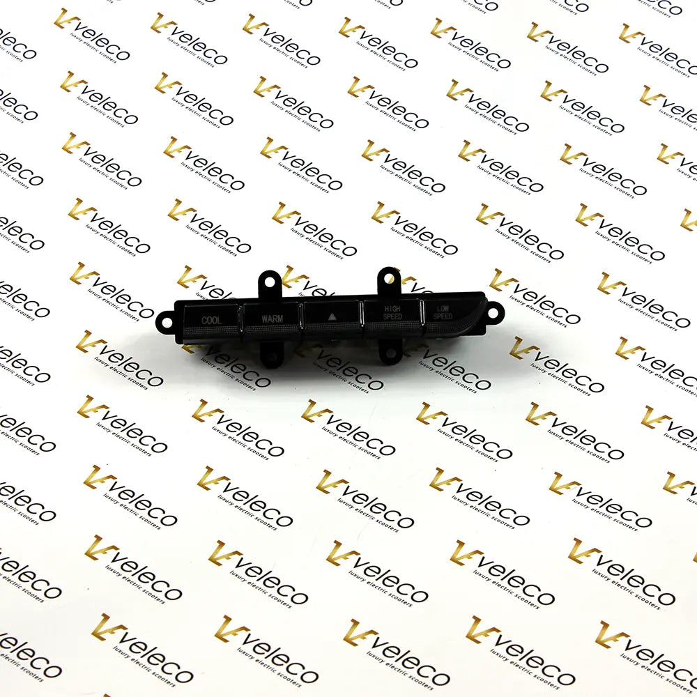 Kombinirani gumbi na desni strani kokpita Veleco Advena