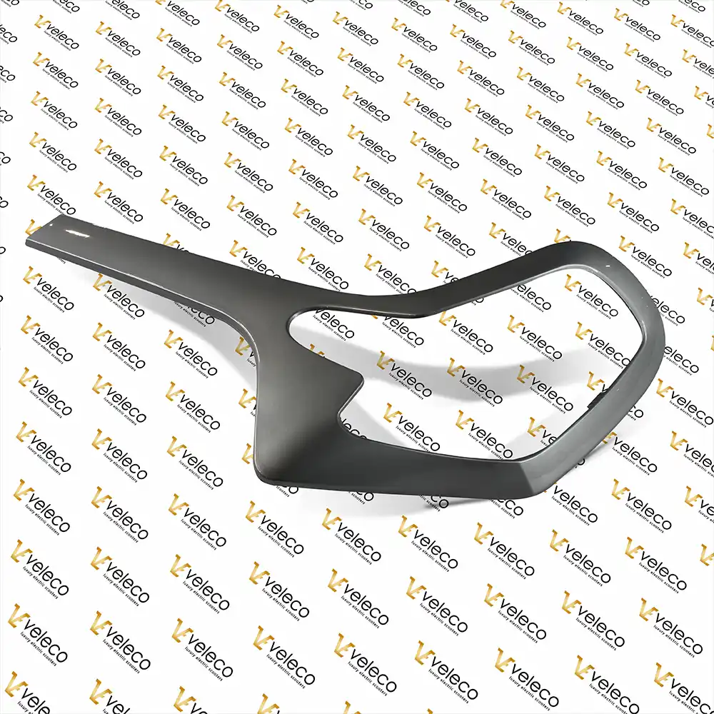 Srebrn okvir za zadnjo desno svetilko Veleco Advena