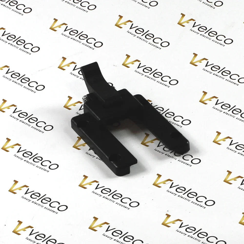 Zaklepni položaj zaklepa baterij