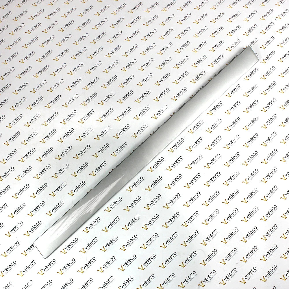 Srebrna leva obroba Veleco Advena