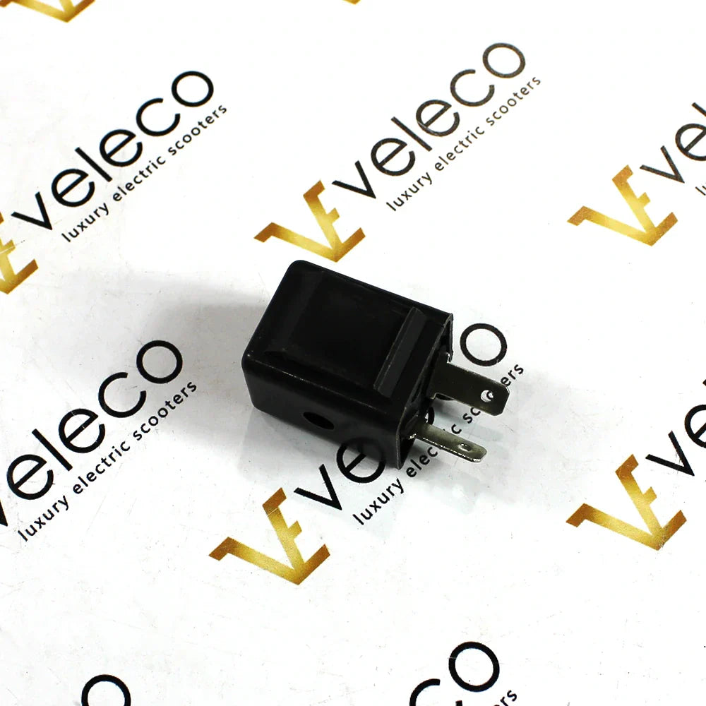 Rele smernih kazalcev Adven