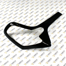 Black frame for rear left lamp Veleco Advena