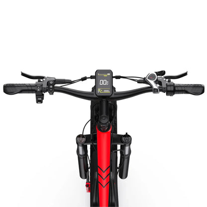 Izdelek je električno kolo, model Duotts S26. Na sliki so vidni krmili, zaslon, ki prikazuje hitrost in druge podatke, ter ročice za zaviranje. Kolo ima športen dizajn z rdečimi in črnimi elementi ter je zasnovano za udobno vožnjo.