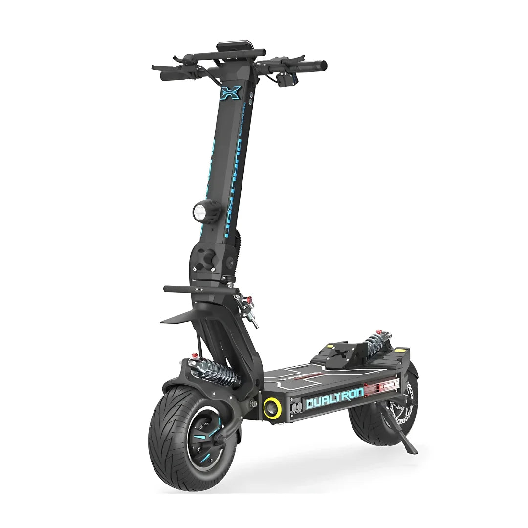 Električni skiro Dualtron X Limited, ki se ponaša z elegantnim dizajnom in robustnimi pnevmatikami.