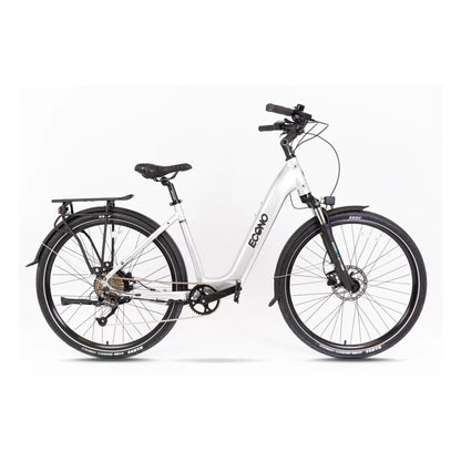 Izdelek na sliki je električno kolo znamke Econo, model EER4. Kolo ima aluminijasto ogrodje, široke pnevmatike in je zasnovano za udobno vožnjo. Vidna sta tudi nosilec za prtljago in disk zavore, kar nakazuje na njegovo uporabnost za mestno in rekreativno vožnjo.