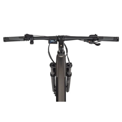 Izdelek je električno kolo, model Ecobike SX300. Na sliki je vidna sprednja stran krmila, kjer so nameščeni ročaji, zaslon za prikaz informacij ter različni kontrolniki. Kolo ima tudi vidne amortizerje, kar nakazuje na primernost za vožnjo po zahtevnejših terenih.