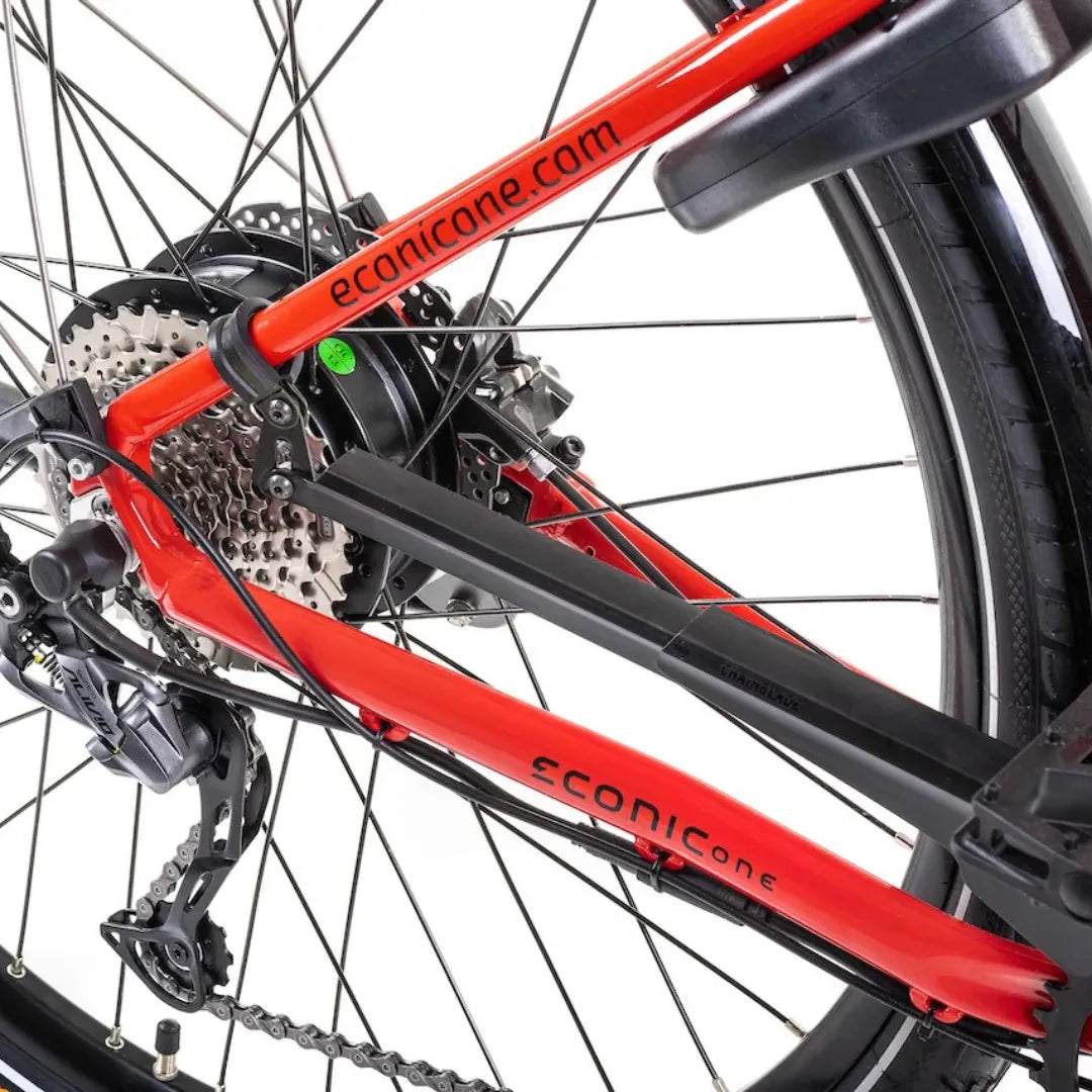 Electric Bike Econic One Smart Urban features a striking red frame, showcasing the drivetrain and rear hub.
