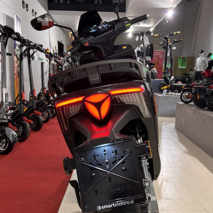 Yadea Fierider