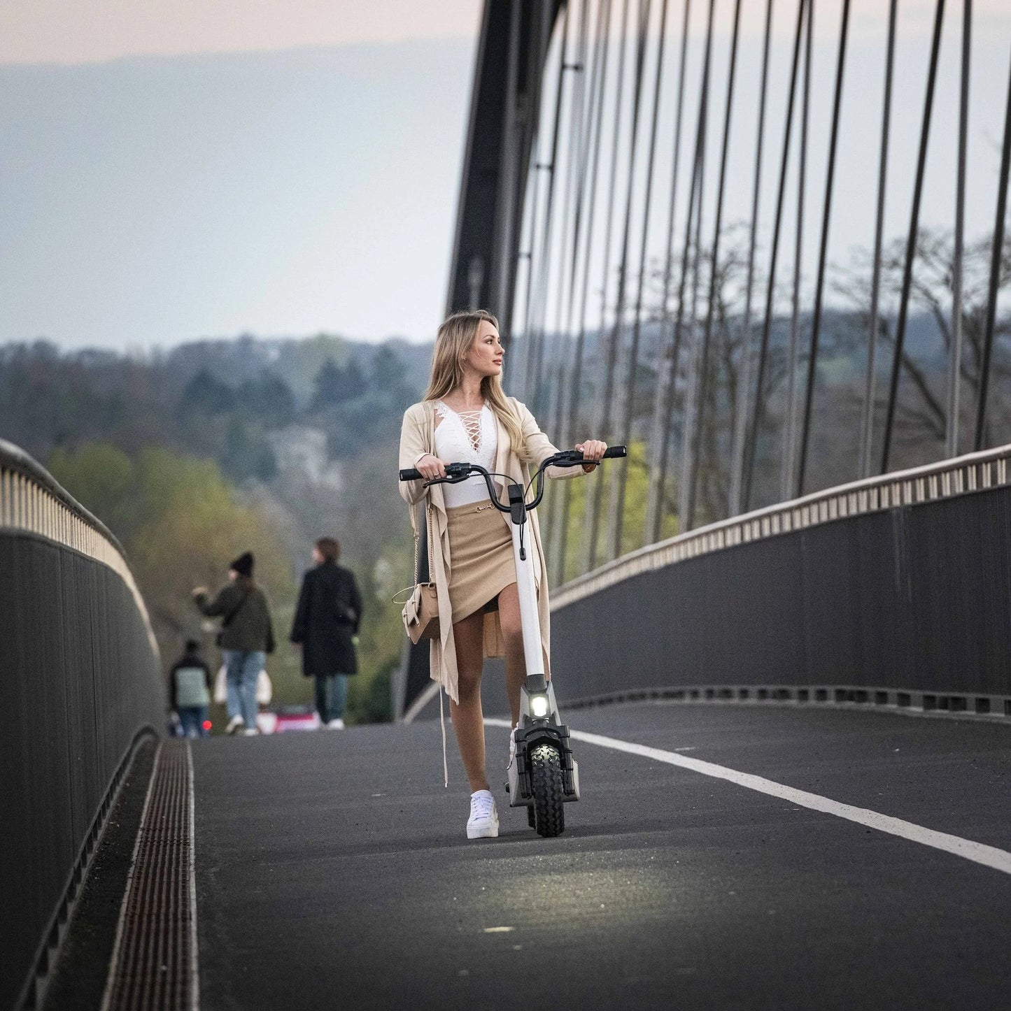 StreetBooster Pollux