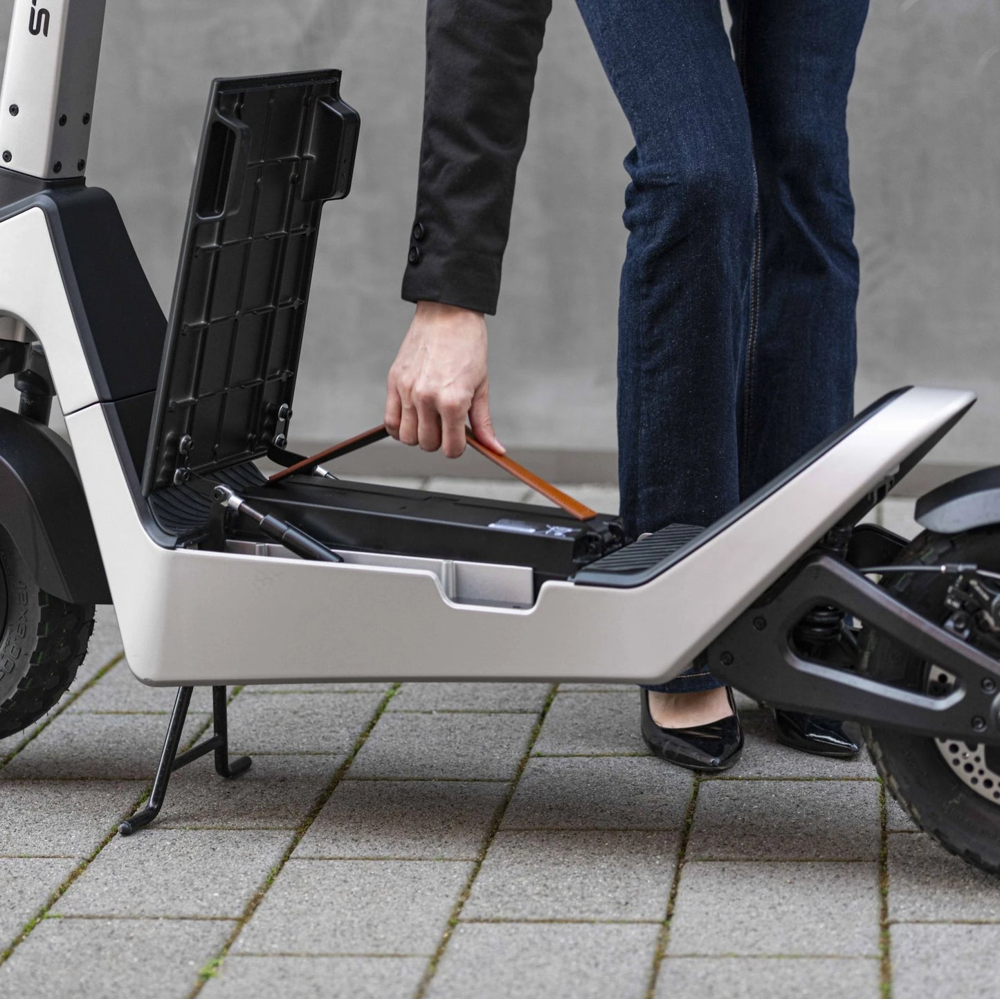 StreetBooster Pollux