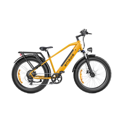 Izdelek na sliki je električno kolo znamke Engwe, model E26. Kolo je v svetlo rumeni barvi in ima široke pnevmatike, kar ga naredi primernega za različne terene. Opremljeno je s sprednjim vzmetenjem in nosilcem na zadnjem delu, kar omogoča udobno vožnjo in prenašanje tovora.