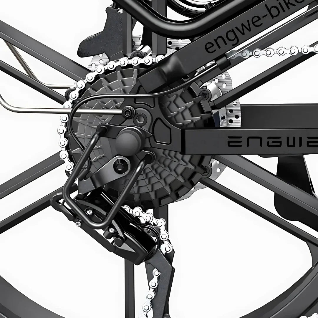 Od blizu posnet prestavni sistem in veriga električnega kolesa Engwe Engine X.