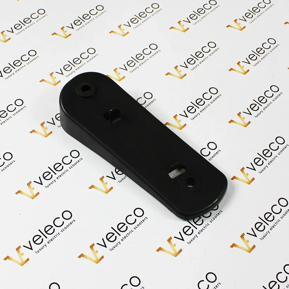 Right armrest distance Veleco FASTER