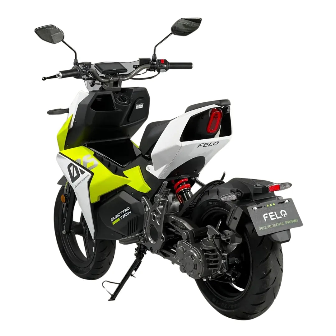 Električni skuter Felo Fw 06 v elegantni obliki z živahnimi rumenimi in belimi poudarki.