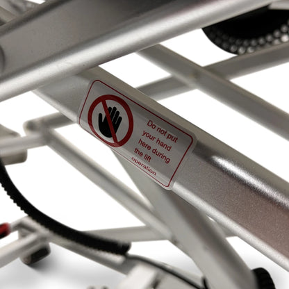 Prenosno električno dvigalo za invalidski voziček in skuter GO-Lift