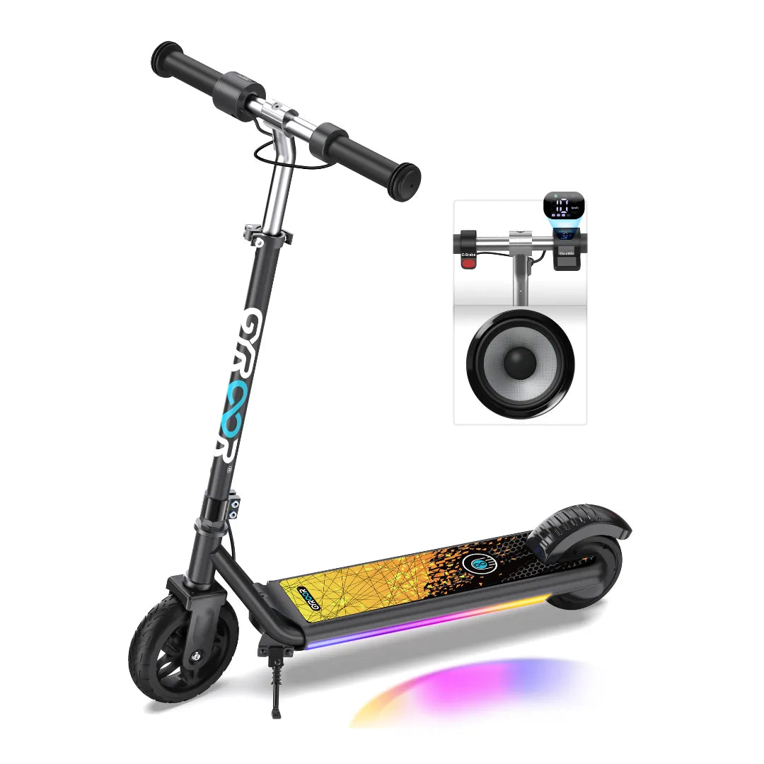 Izdelek je električni skiro, znamke Gyroor, model H30 Max. Na sliki je prikazan skiro s črnim okvirjem, širokim in barvno okrašenim stopalom ter LED osvetlitvijo. Ročaji so ergonomični, na krmilu pa je vidna tudi digitalna naprava, ki verjetno prikazuje hitrost in druge informacije. Skiro ima gumijaste pnevmatike, kar omogoča udobno vožnjo.