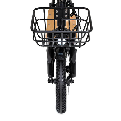 Izdelek je električni skiro znamke Kukirin, model C1 Pro. Na sliki je vidna sprednja stran skiroja s kovinskim košem, ki je nameščen nad sprednjim kolesom. Kolo ima široko pnevmatiko, kar zagotavlja stabilnost, ter vgrajeno luč, ki je uporabna za vožnjo v temi. Skupna zasnova je moderna in funkcionalna.