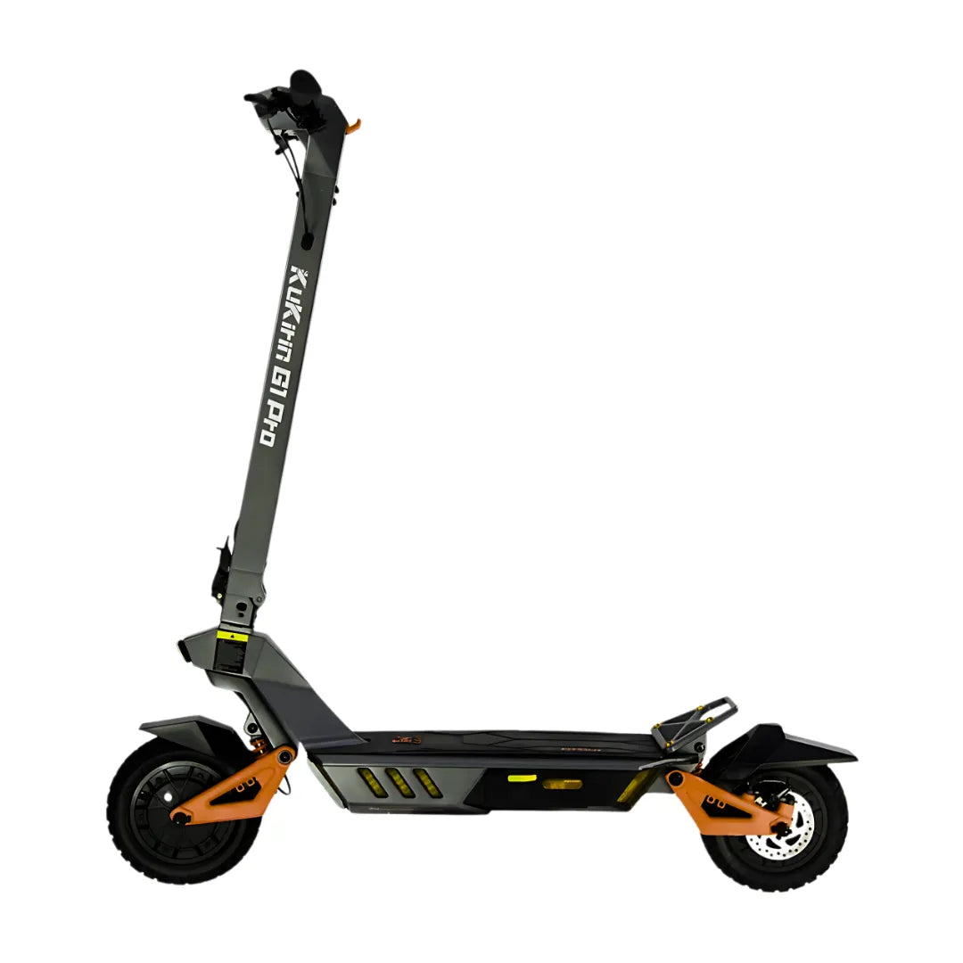 Električni skiro Kukirin G1 Pro v elegantni obliki s trdnim okvirjem in velikimi kolesi.