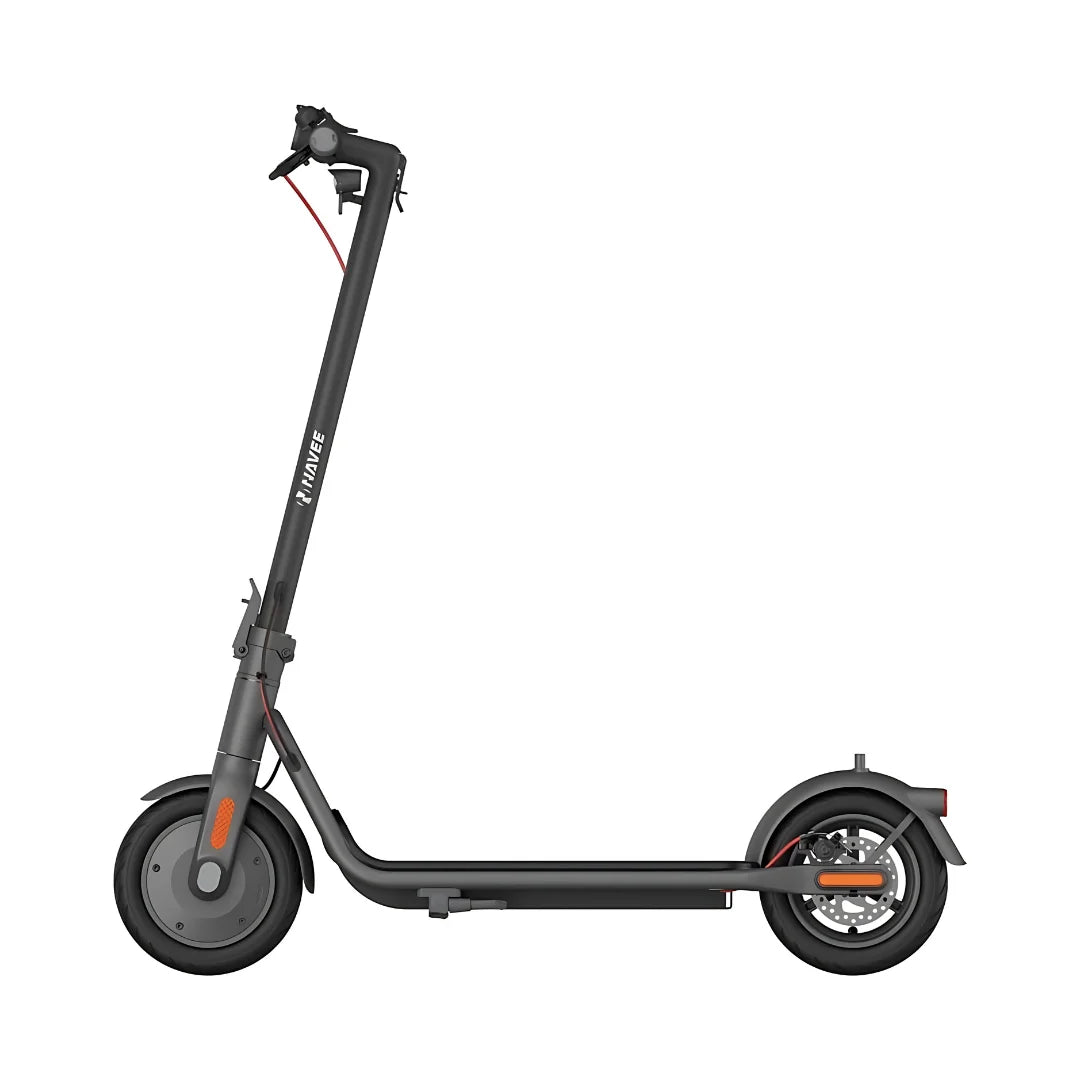 Stranski pogled električnega skiroja Navee V40i Pro, ki prikazuje njegovo elegantno obliko in lastnosti.