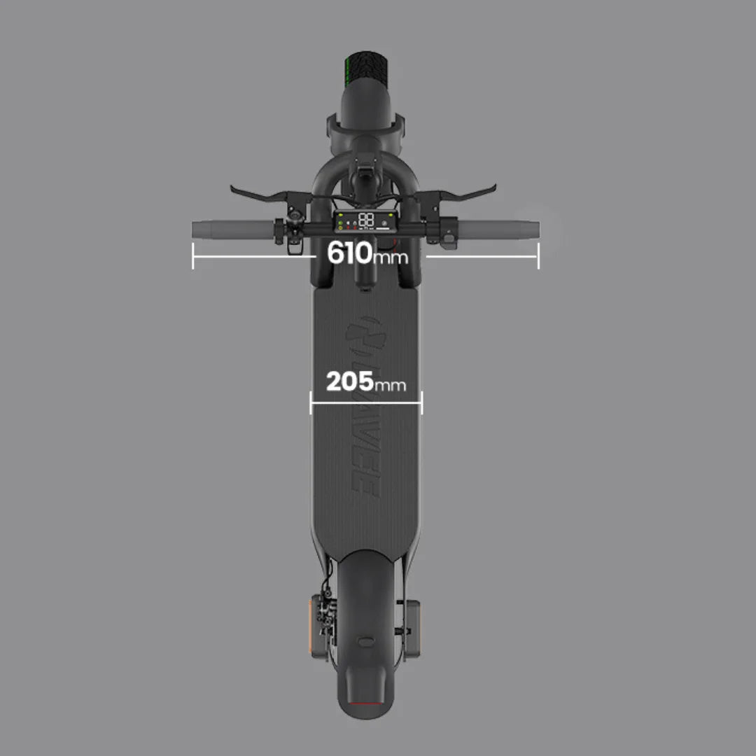 Pogled od zgoraj na električni skiro Navee N65i, ki prikazuje dimenzije: širina 610 mm, platforma 205 mm.