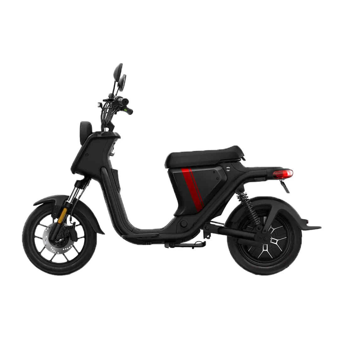 Stranski pogled električnega skuterja Niu Uqi Pro v elegantni črni izvedbi.