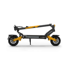 Zložljiv električni skiro Urbanride 1000gt z elegantno obliko in robustnimi kolesi.
