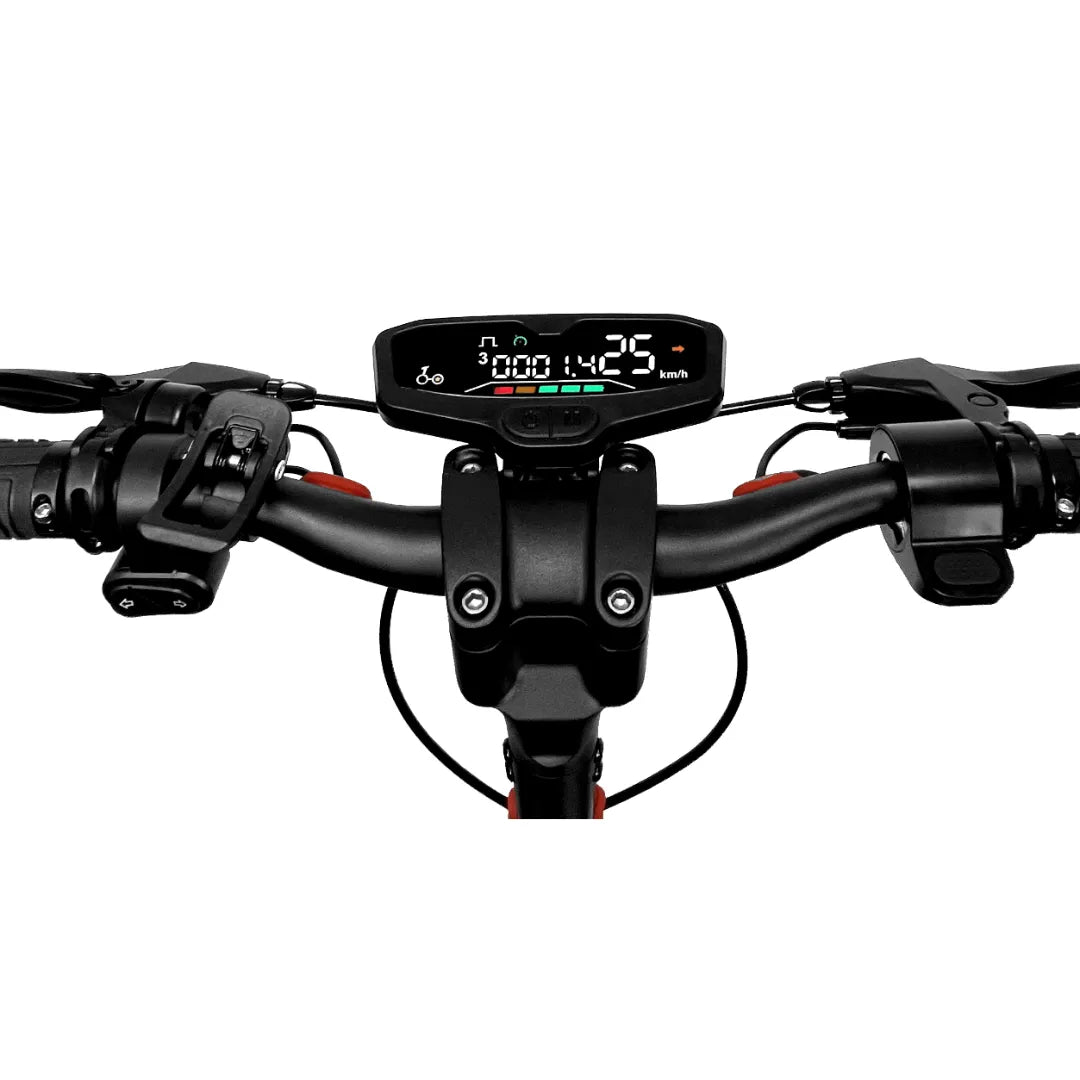 Od blizu prikaz zaslona na krmilu električnega skiroja Urbanride 500 Ct, ki prikazuje hitrost in baterijo