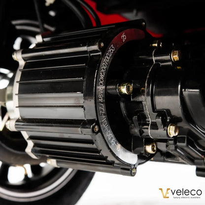 Od blizu motor električnega mobilnega vozička Veleco Draco.