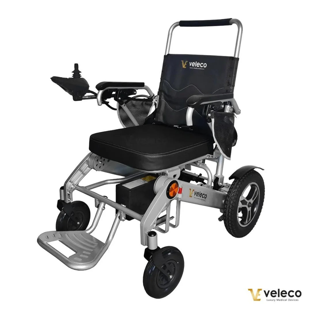 Električni invalidski voziček Veleco Cosmo z elegantnim dizajnom in udobnim sedenjem.