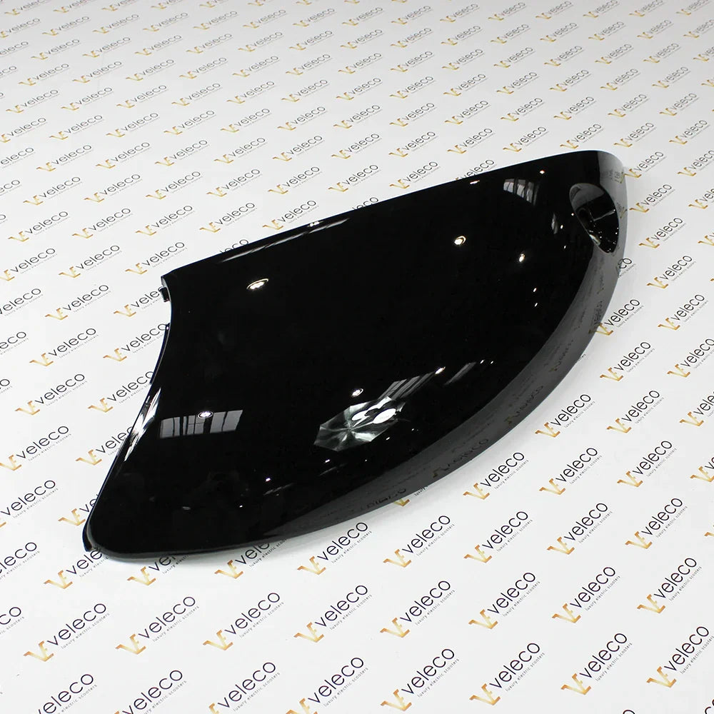 Desni stranski pokrov Črna Veleco ZT63