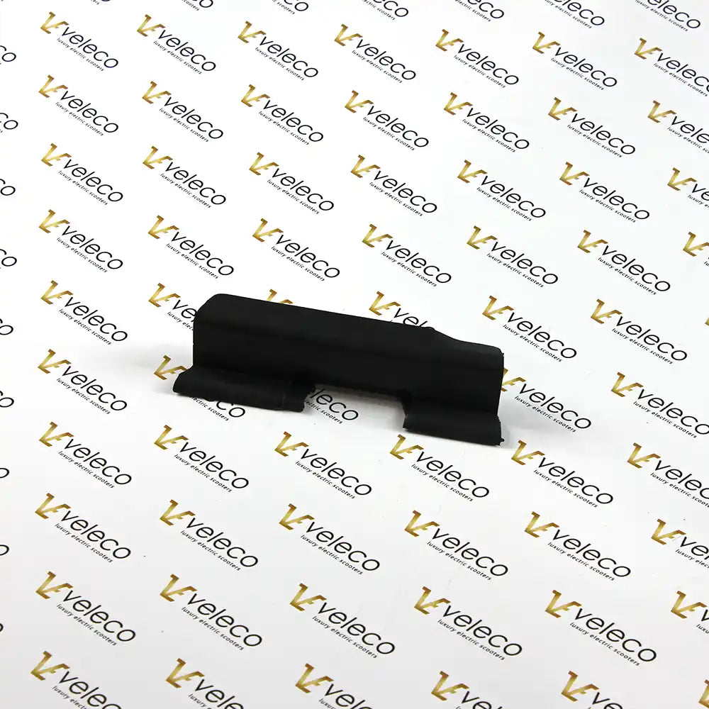 Upper hinges cover to left door Veleco Advena