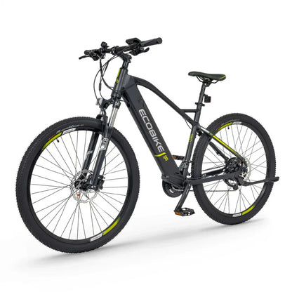 Izdelek je električno kolo, znamke Ecobike, model SX-5. Na sliki je prikazano moderno električno kolo s črnim okvirjem in zelenimi detajli. Ima široke gume, kar omogoča boljšo stabilnost in oprijem na različnih terenih. Kolo je opremljeno z vzmetenjem spredaj in disk zavorami, kar zagotavlja varno vožnjo.