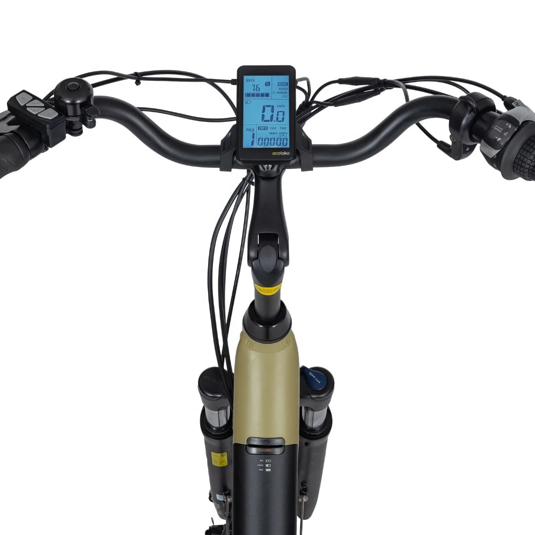 Od blizu prikaz krmila in zaslona električnega kolesa Ecobike X City.