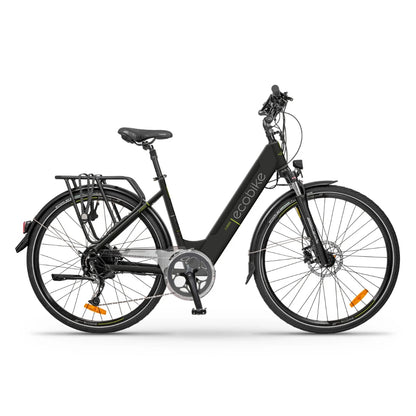 Električno kolo Ecobike X Cross v elegantni črni obliki, z nizkim okvirjem in robustnimi pnevmatikami