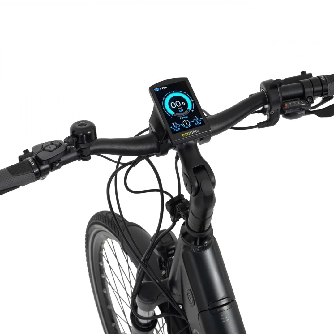 Od blizu posneto krmilo in zaslon električnega kolesa Ecobike X Cross.
